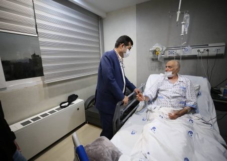 عیادت وزیر ورزش و جوانان از عنایت‌الله آتشی، چهره ماندگار بسکتبال ایران