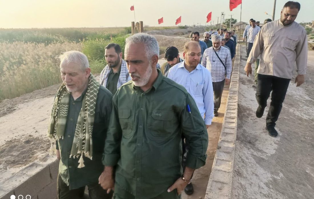 گزارش تصویری/ بازدید دستیار و مشاور عالی فرمانده معظم کل قوا از یادمان شهدای عملیات کربلای ۴ (علقمه)