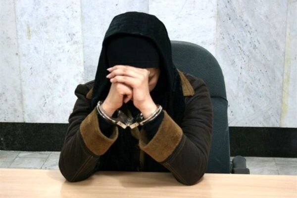 زن جهرمی، با یک میلیارد چک بلامحل دستگیر شد