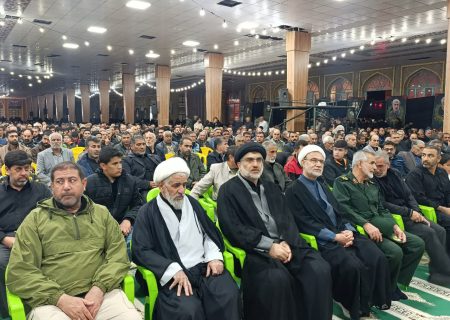 آیین بزرگداشت شهیدحسین عباس زاده و شهید نبی موحدی در مصلی جمعه جهرم