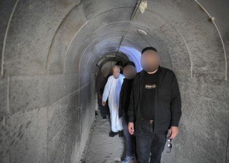 حضور آیت‌الله دژکام در خطوط مقدم جنوب کشور