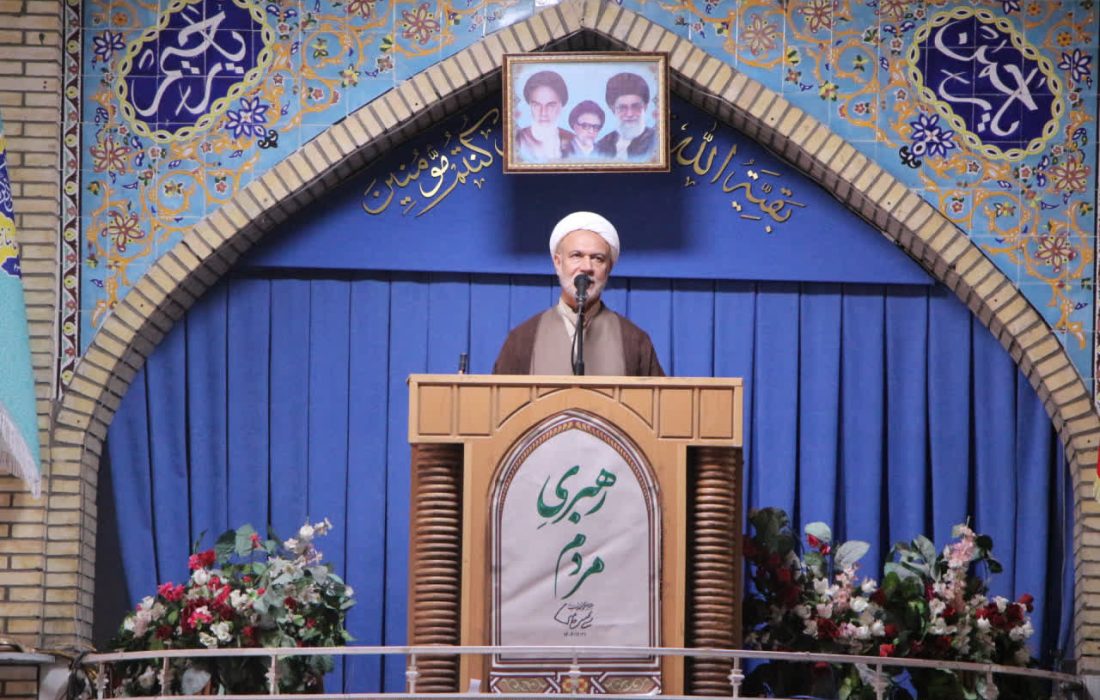 تأکید امام جمعه جهرم بر حضور میدانی مسئولان در تجمعات شبانه/نهادها برای برنامه‌های مردمی همکاری کن