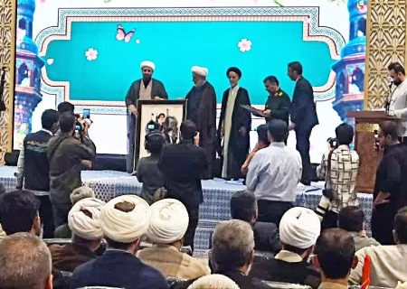 «مسجد امام حسین (ع) جهرم؛ قله‌ی نشینِ آیینِ ملی تکریمِ مساجد کشور»
