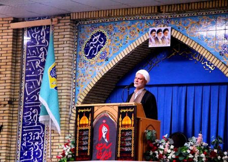 عدالت نباید در برابر جایگاه و موقعیت افراد رنگ ببازد/ مطالبه امام جمعه جهرم از دادستان برای اجرای قانون حجاب و عفاف